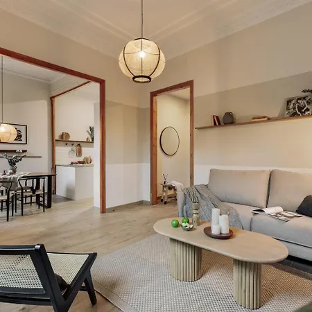 Kusku - 3 Bedrooms And Balcony In Eixample Dreta 아파트 바르셀로나