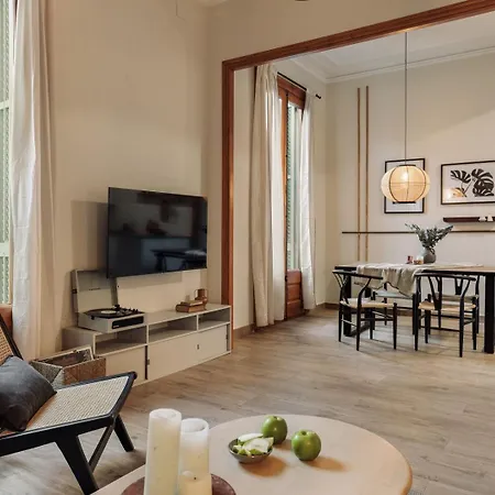 דירה Kusku - 3 Bedrooms And Balcony In Eixample Dreta *