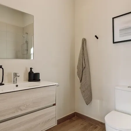 Kusku - 3 Bedrooms And Balcony In Eixample Dreta