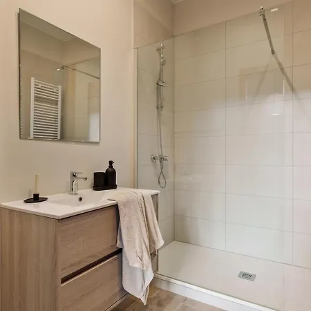 Kusku - 3 Bedrooms And Balcony In Eixample Dreta *