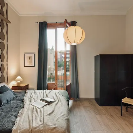 Kusku - 3 Bedrooms And Balcony In Eixample Dreta * ברצלונה